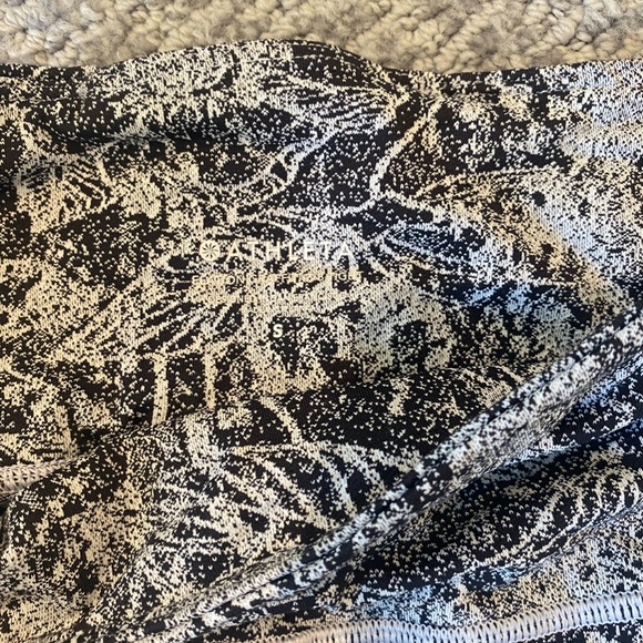 Athleta leggings - Picture 2 of 3